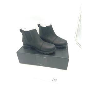 Sorel Emelie lll WP boots.  Women 6. Pull on.
B207
